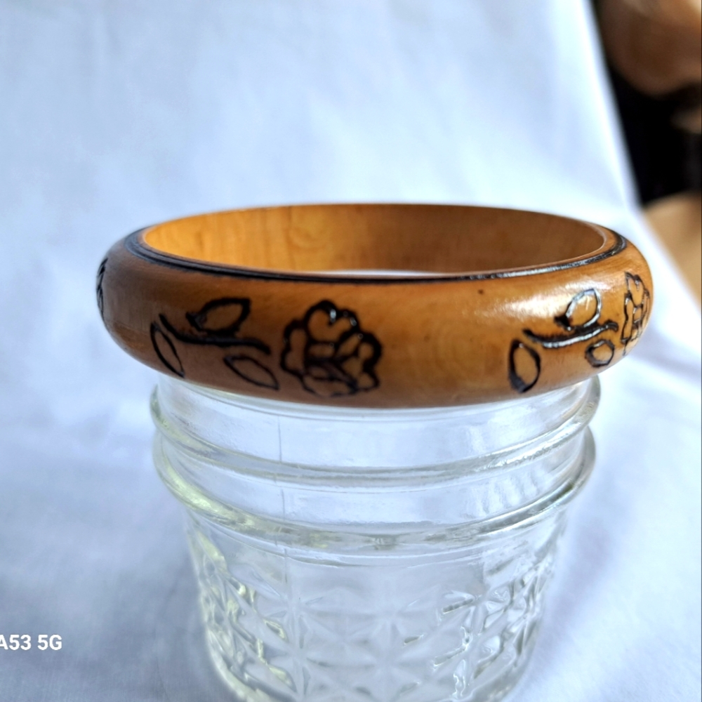 Retro Wooden Bangle Bracelet